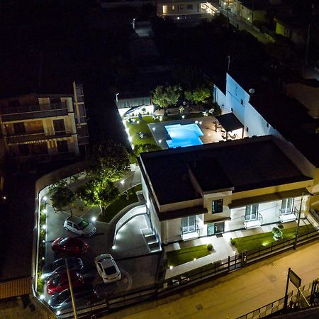 Maison De Julia Помпеи Экстерьер фото